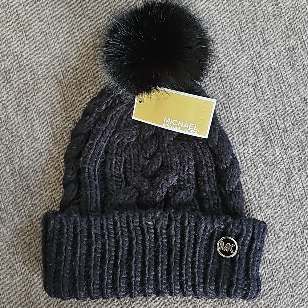 Michael Kors Women Cable Knit Cuffed Pom Pom Winter Beanie Black hat w Silver MK